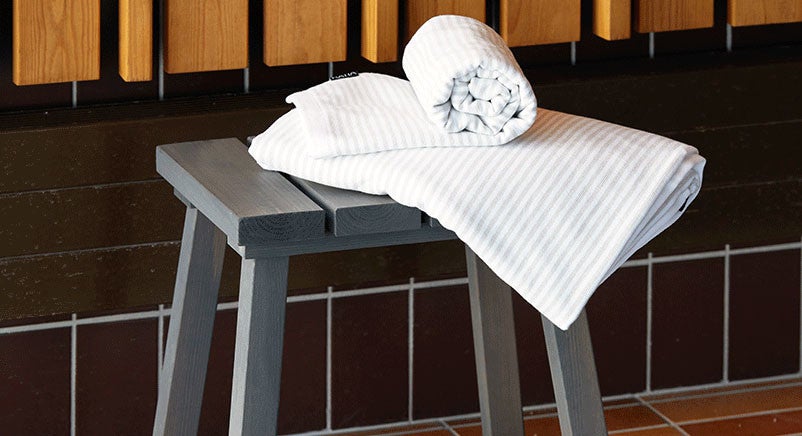 Hocker und B&auml;nke