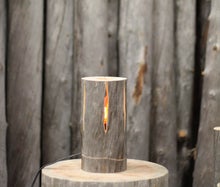 J&auml;tk&auml;nkynttil&auml;-tunnelmavalaisin kelohongasta